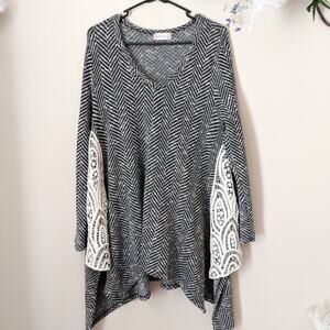 Altar'd State Crochet Lace Tunic Top